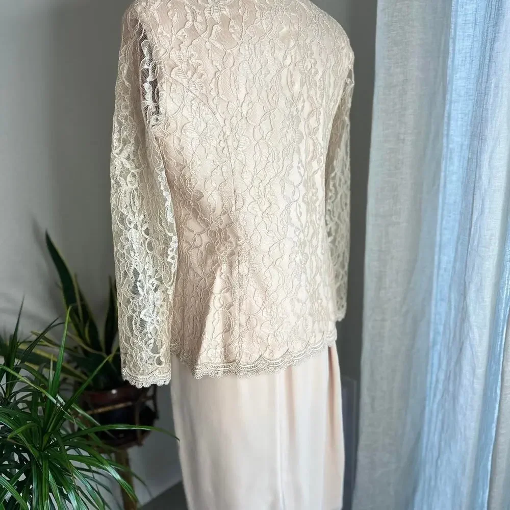 Nicole Paris Women’s Size 10 Skirt Suit Blush Lace Overlay Satin Trim Elegant